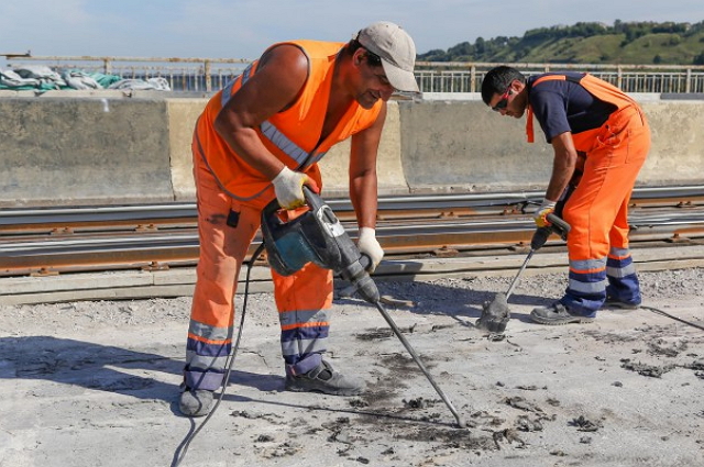 Ход работ по ремонту Молитовского моста можно отслеживать онлайн